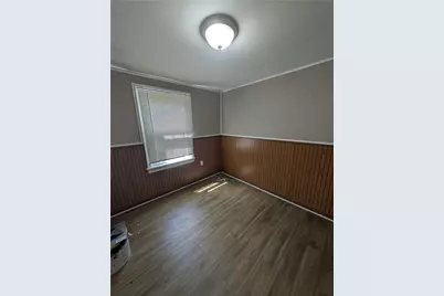 111 James St, North Versailles, PA 15137 - Photo 5