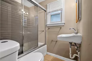 111 James St, North Versailles, PA 15137 - Photo 7