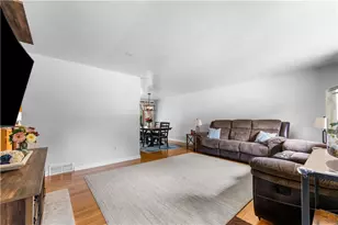 3269 Forest Rd, Bethel Park, PA 15102 - Photo 5