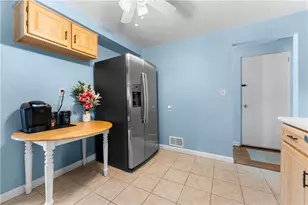 3269 Forest Rd, Bethel Park, PA 15102 - Photo 11