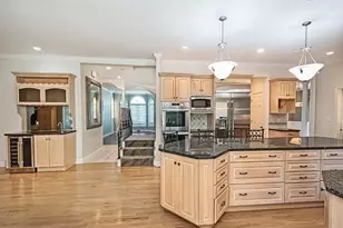 1512 Fox Chase Ln, Pittsburgh, PA 15241 - Photo 11
