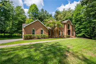 150 Wildflower Ln, Marshall, PA 16046 - Photo 1