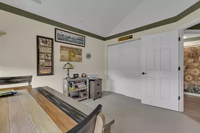 2022 S Links Avenue, Center Township, PA 16001 - Photo 21
