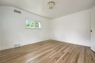 140 Saxony Dr, Pittsburgh, PA 15241 - Photo 37