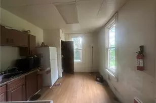 742 Chartiers Ave, McKees Rocks, PA 15136 - Photo 23