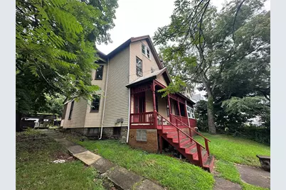 742 Chartiers Avenue, McKees Rocks, PA 15136 - Photo 3