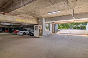 750 Washington Rd, Pittsburgh, PA 15228 - Photo 17