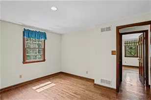 139 Alleyne Dr, Pittsburgh, PA 15215 - Photo 25