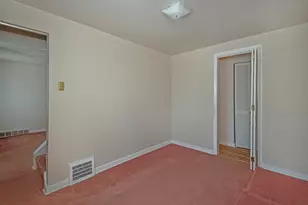 823 Rolling Rock Rd, Baldwin Twp, PA 15234 - Photo 11