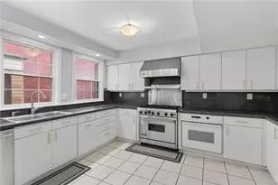 703 St James St, Pittsburgh, PA 15232 - Photo 17