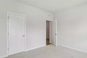 210 Muirfield Ct, Center Township, PA 16001 - Photo 19