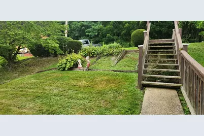 915 Border Avenue, Ellwood City, PA 16117 - Photo 7