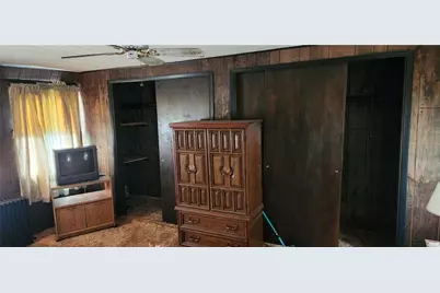 915 Border Avenue, Ellwood City, PA 16117 - Photo 31