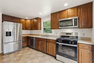 1138 Windmill Ln, Pittsburgh, PA 15237 - Photo 17