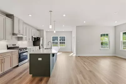 148 Settlers Grove Blvd, Zelienople, PA 16063 - Photo 9