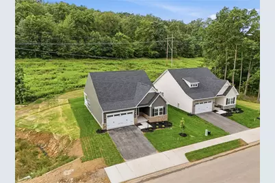 148 Settlers Grove Blvd, Zelienople, PA 16063 - Photo 3