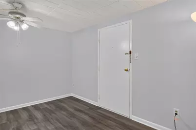 327 Ridge Point Cir #13, South Fayette, PA 15017 - Photo 3