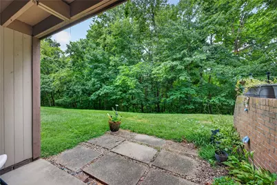 327 Ridge Point Cir #13, South Fayette, PA 15017 - Photo 25