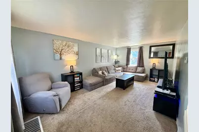3604 Kaufmann Ave, Pittsburgh, PA 15227 - Photo 3