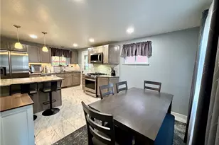 3604 Kaufmann Ave, Pittsburgh, PA 15227 - Photo 9