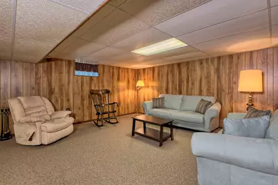 632 Pitcairn Avenue, Jeannette, PA 15644 - Photo 21
