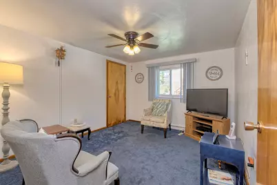 632 Pitcairn Avenue, Jeannette, PA 15644 - Photo 11