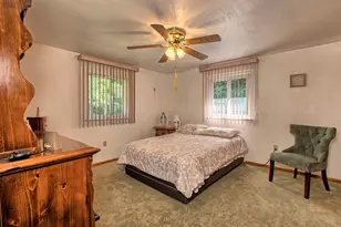 632 Pitcairn Ave, Jeannette, PA 15644 - Photo 15