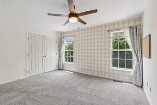8042 Woodcreek Dr, Bridgeville, PA 15017 - Photo 25