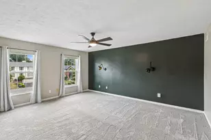 8042 Woodcreek Dr, Bridgeville, PA 15017 - Photo 19