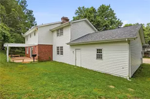 3206 Brunton Dr, Pittsburgh, PA 15116 - Photo 41