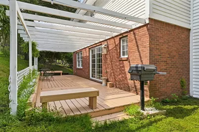3206 Brunton Dr, Pittsburgh, PA 15116 - Photo 41