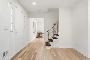 3206 Brunton Dr, Pittsburgh, PA 15116 - Photo 5