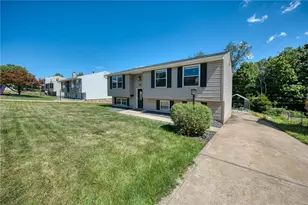 358 Toura Dr, Pittsburgh, PA 15236 - Photo 3