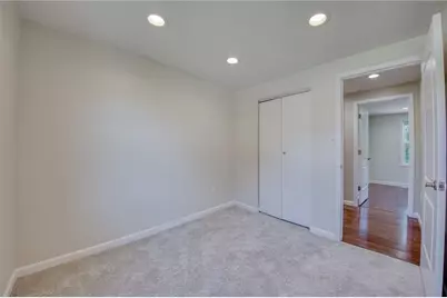 358 Toura Dr, Pittsburgh, PA 15236 - Photo 19