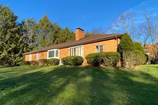 430 Sangree Rd, Ross Twp, PA 15237 - Photo 1