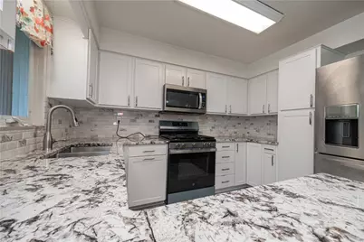 430 Sangree Rd, Ross Twp, PA 15237 - Photo 15