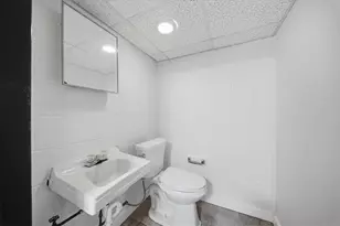 3001 Jameson Dr, Pittsburgh, PA 15226 - Photo 21