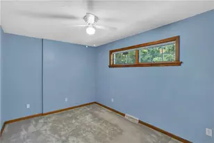 117 Sika Dr, Pittsburgh, PA 15239 - Photo 37