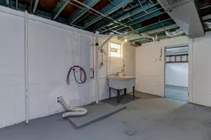6340 Helen St, South Park, PA 15129 - Photo 25