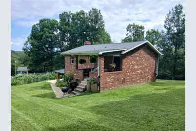 429 Dairy Farm Rd, Allegheny Township, PA 15068 - Photo 3