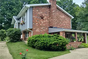 429 Dairy Farm Rd, Allegheny Township, PA 15068 - Photo 5