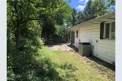 63 Roosevelt Dr, North Union Township, PA 15401 - Photo 19