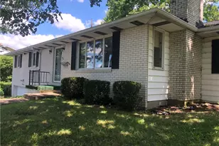63 Roosevelt Dr, North Union Township, PA 15401 - Photo 3