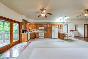 354 Gweedo Ln, Salem Township, PA 15601 - Photo 9