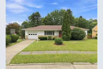 3203 Regis Dr, Erie City, PA 16510 - Photo 1