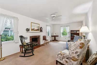 390 6th St, Beaver, PA 15009 - Photo 5