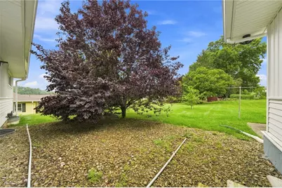 529 Cochran Drive, Hempfield Township, PA 15601 - Photo 25