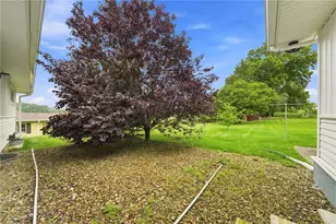 529 Cochran Dr, Hempfield Township, PA 15601 - Photo 25