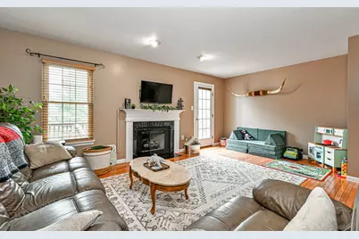 311 Fairfax Court, Seven Fields Boro, PA 16046 - Photo 7