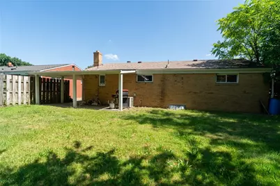 4503 Mapledale Dr, Homestead, PA 15120 - Photo 7